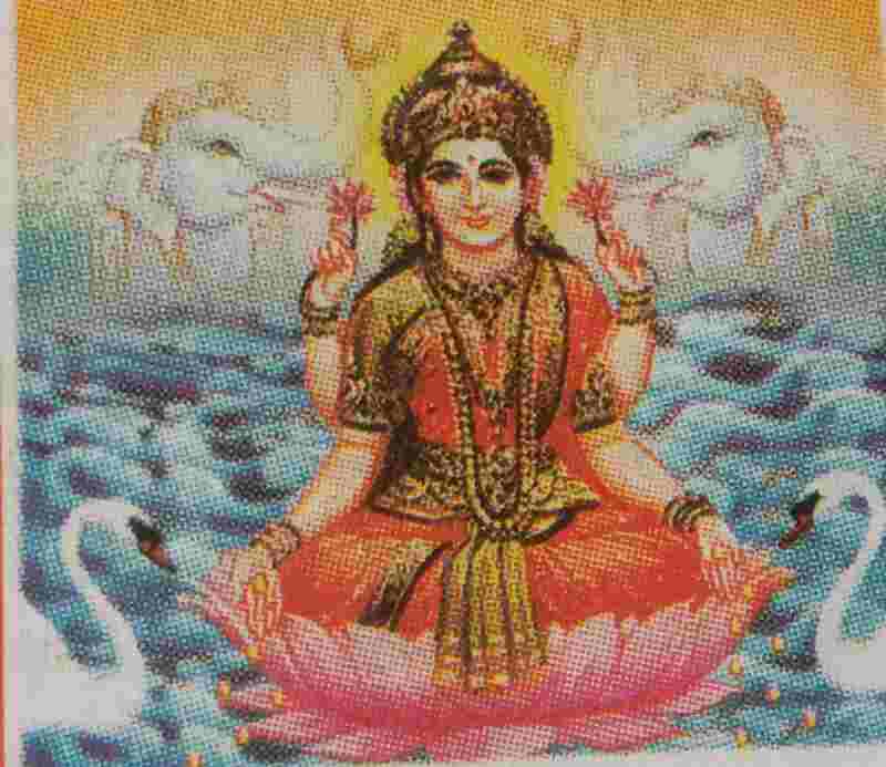 lakshmi devi aarti in marathi