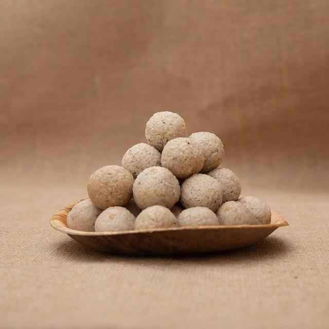 dink laadu recipe in marathi